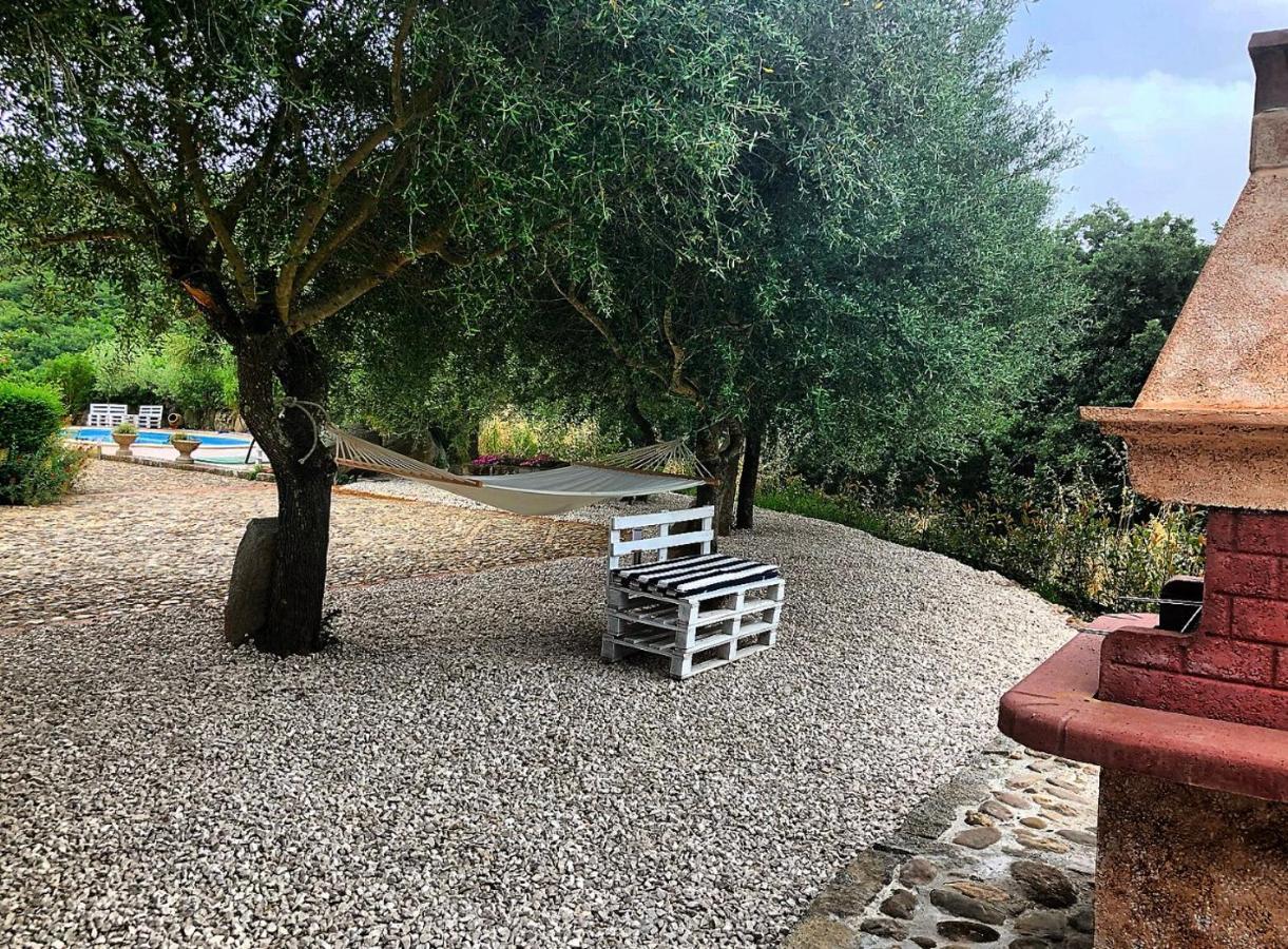 B&B Casa Vacanza Centro Sardegna Sorgono Esterno foto