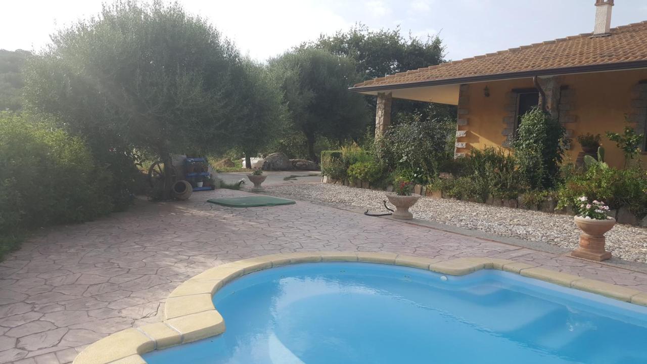 B&B Casa Vacanza Centro Sardegna Sorgono Esterno foto